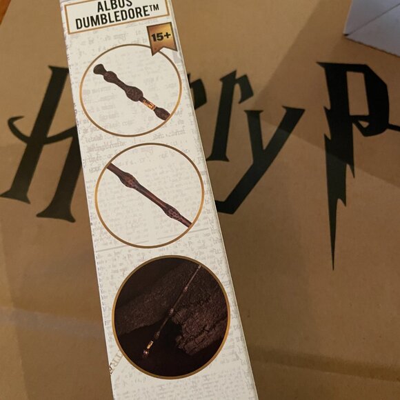 Harry Potter. The Elder Wand Replica & HUFFLEPUFF Ceramic Mug Saucer Set. Miniso - Picture 8 of 10